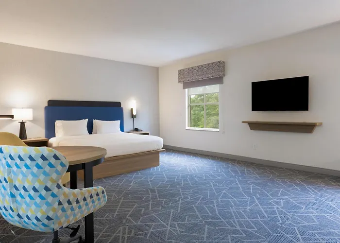 Hampton Inn & Suites Williamsburg Historic District
